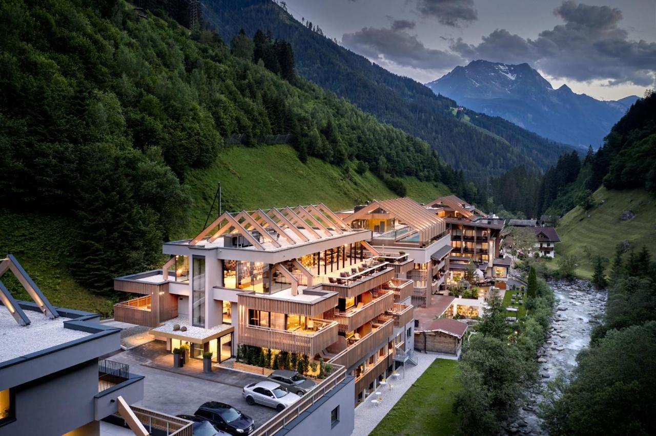 Zillergrundrock Luxury Mountain Resort Mayrhofen Εξωτερικό φωτογραφία